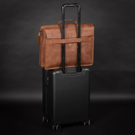 Complete Leather Briefcase - Image 3